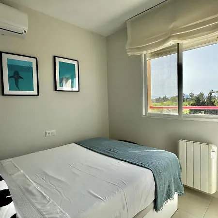 Family On The Sea Apartment