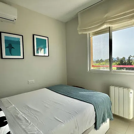 Family On The Sea Apartment